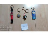 Lot of key chains 34