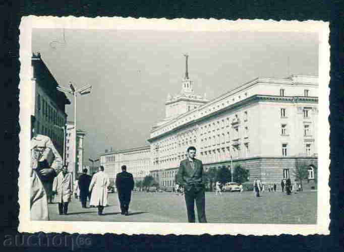 SOFIA - BNB - photo Bulgaria postcard Sofia / А1674 with price 3.00 BGN | € 1.53 SOFIA - BNB - photo Bulgaria postcard Sofia / А1674 with price 3.00 BGN | € 1.53