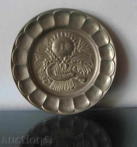 Auction  FRESH DECORATIVE SWEETS \ "FOUR YEAR TIMES \".