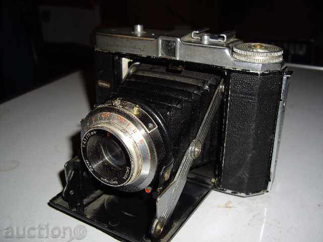 vechi aparat de fotografiat \ '\' Dacora \ '\'