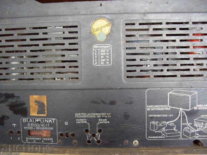 Delivery of Old German Radio \ "Blaupunkt \" Delivery of Old German Radio \ "Blaupunkt \"