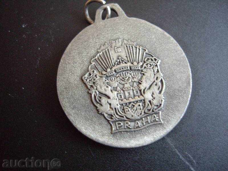 Медальон на град Прага с цена 2.00 лв. | € 1.02 Медальон на град Прага с цена 2.00 лв. | € 1.02