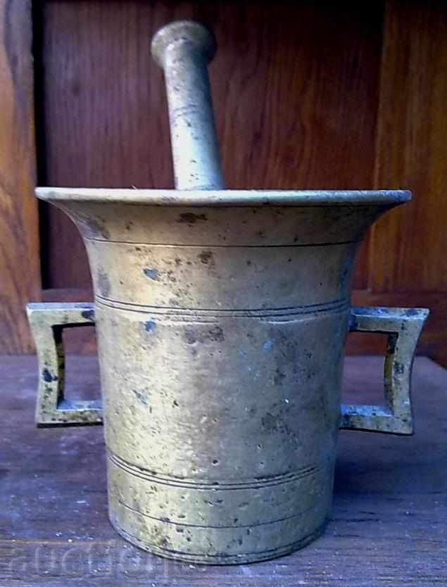 Bronze mortar with handles
