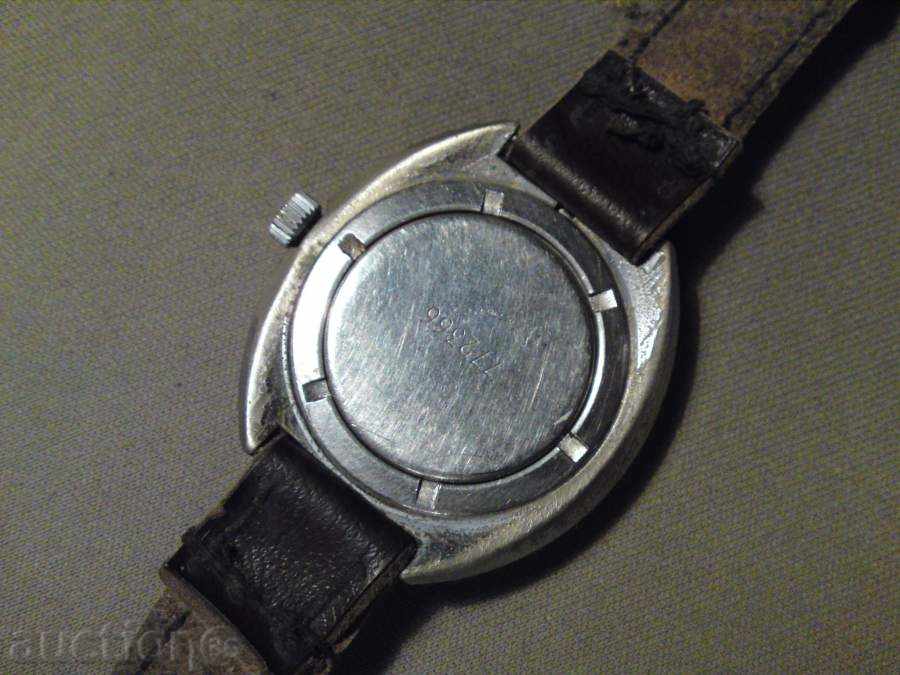 Ръчен мъжки часовник Poljot с цена € 9.20 | 17.99 лв.