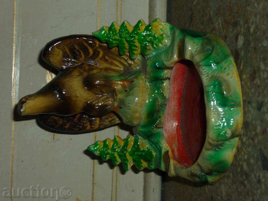 Auction Ceramic ashtray Auction Ceramic ashtray