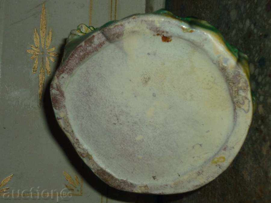 Delivery of Ceramic ashtray Delivery of Ceramic ashtray