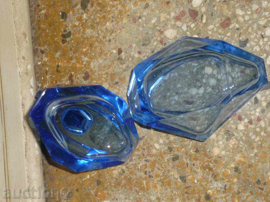 Delivery of Luxury antique bottle, bottle, bottle, jar Delivery of Luxury antique bottle, bottle, bottle, jar