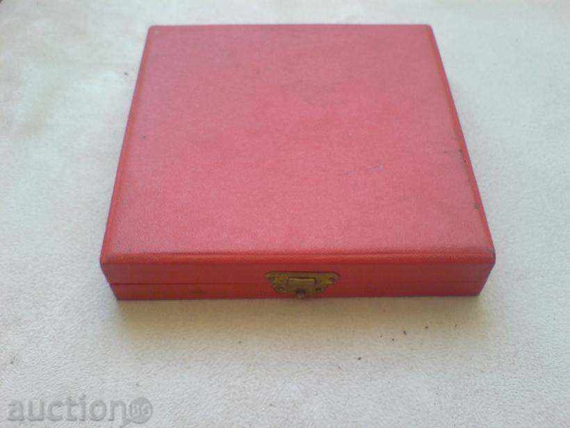 Licitație placa GRI Licitație placa GRI