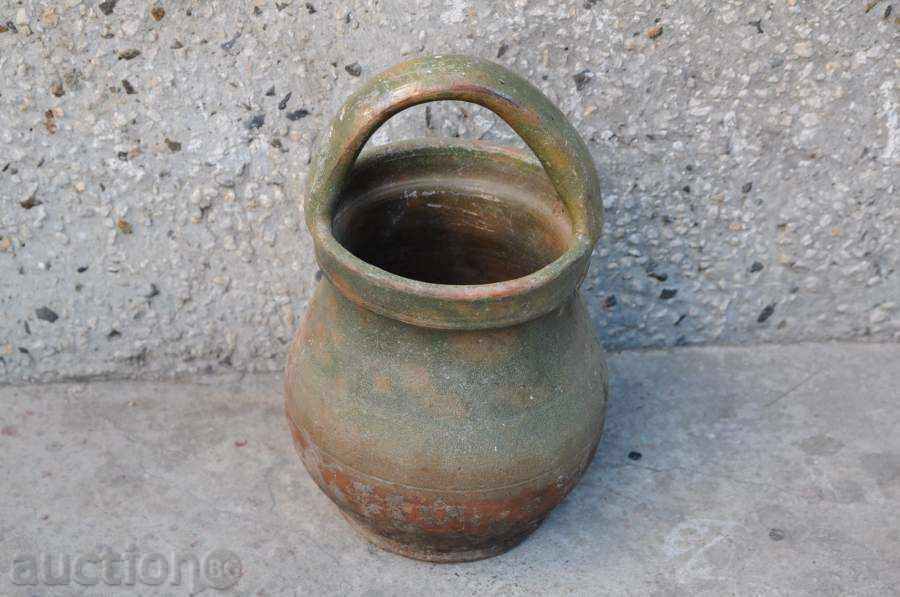 Clay vessel