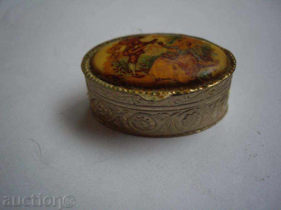 Auction A little interesting jewelry box Auction A little interesting jewelry box