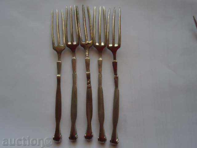 Argint vechi vile-5 Numărul cu preț € 220.00 | 430.28 BGN