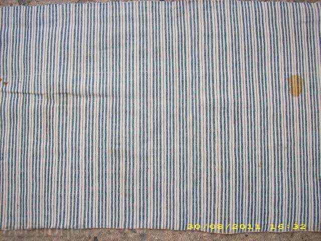 Licitație vechi față de masă mare Licitație vechi față de masă mare