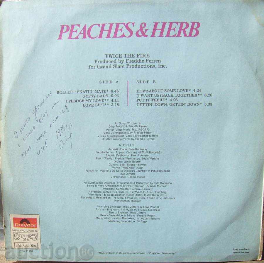 Delivery of record label Peaches & Herb / Peachis & Herb - 11756 Delivery of record label Peaches & Herb / Peachis & Herb - 11756