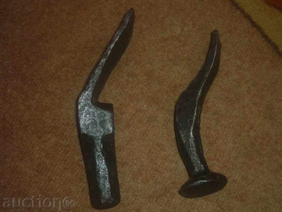 Ancient hammer and weave, tool, tools with price 64.00 BGN | € 32.72 Ancient hammer and weave, tool, tools with price 64.00 BGN | € 32.72