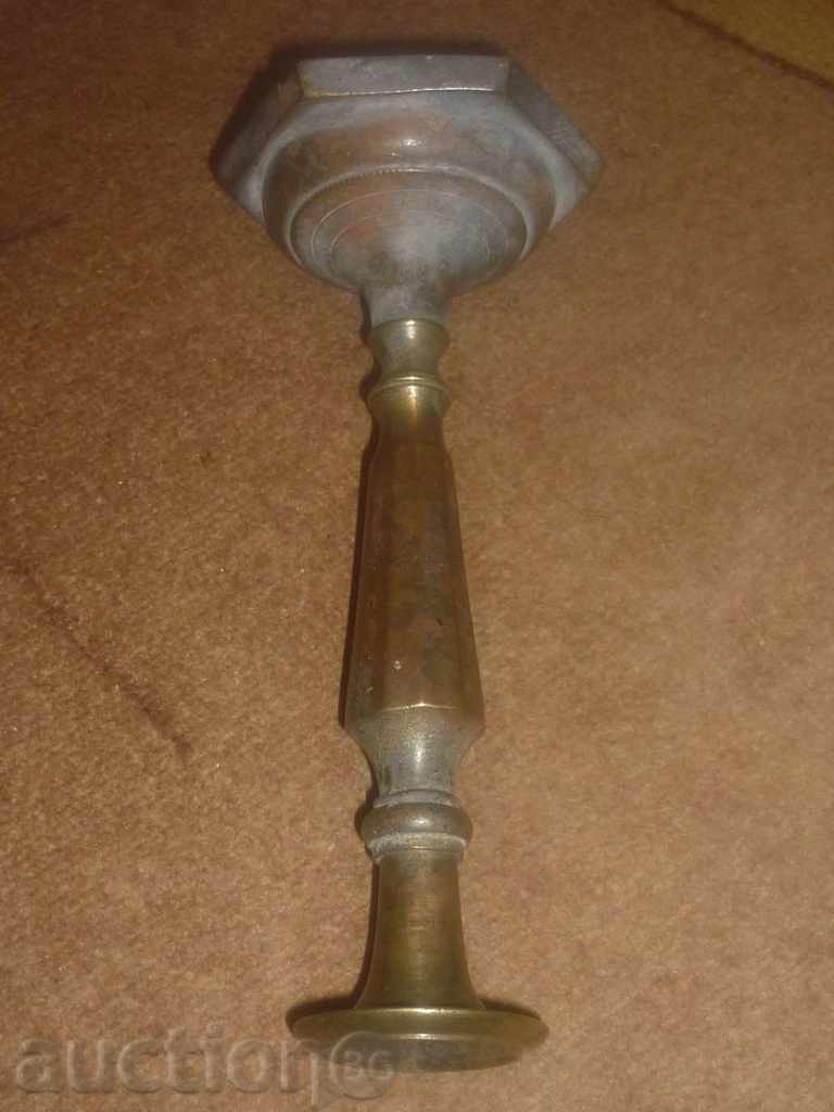 Renaissance bronze / brass / candlestick with price 60.00 BGN | € 30.68 Renaissance bronze / brass / candlestick with price 60.00 BGN | € 30.68