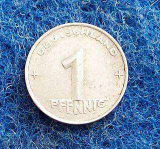 Auction  1 PFENING-A - 1952-GDR-RED