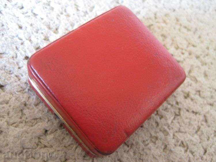 Auction an interesting tourist clock Auction an interesting tourist clock