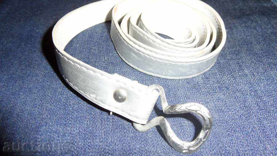 Belt silver 70 cm, missing ...