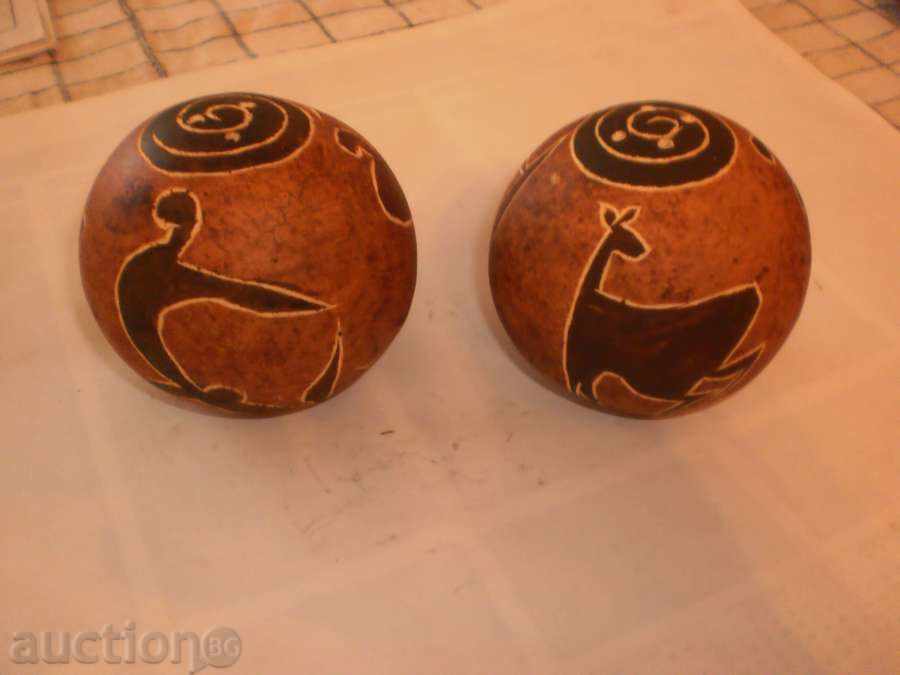 Auction Salt and pepper set of monkey balls Auction Salt and pepper set of monkey balls