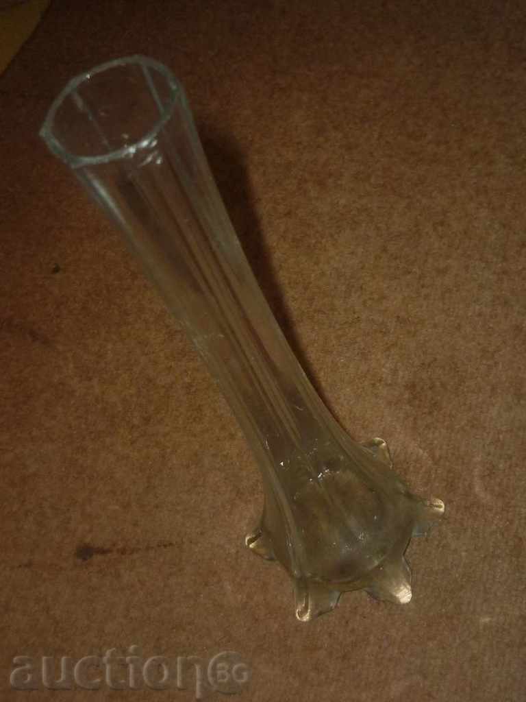 An ancient glass vase - 5