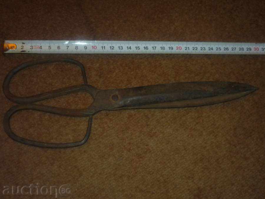 An old forged scissors with price 39.00 BGN | € 19.94 An old forged scissors with price 39.00 BGN | € 19.94