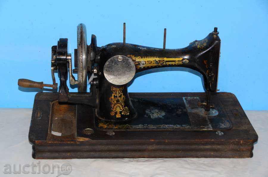 Аукцион Ръчна шевна машина Kayser