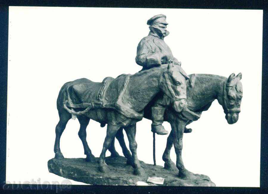Sculptorul Ivan Lazarov - Gunner la apă 1912 / A7952