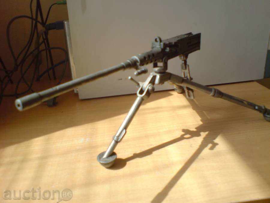 Delivery of Model of machine gun - metal Delivery of Model of machine gun - metal