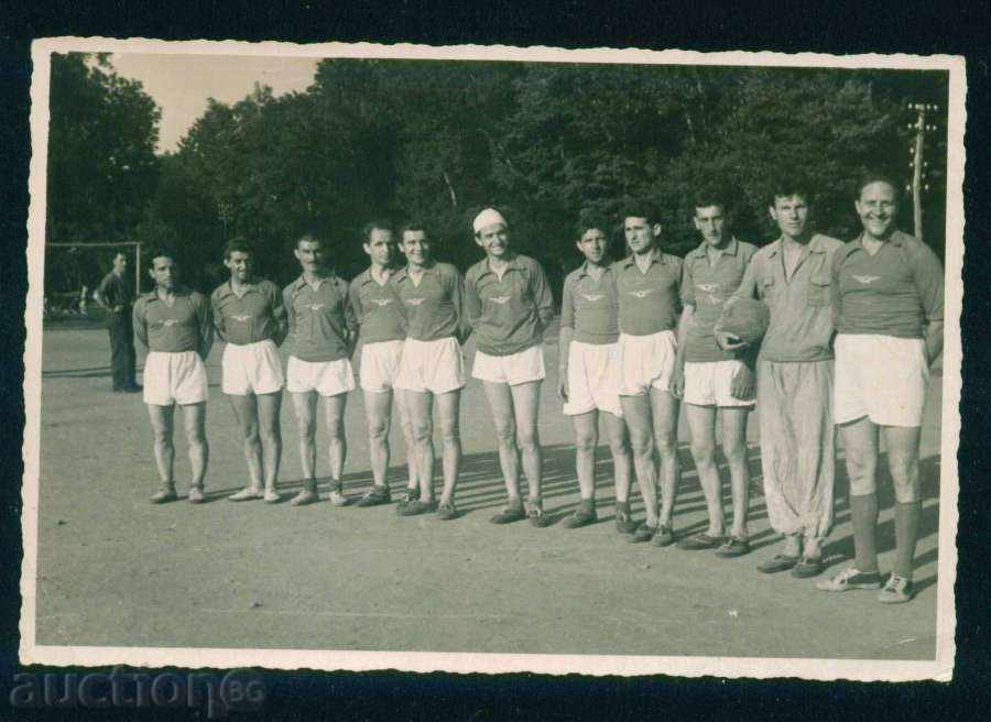 Sports FOOTBALL - 9: 1 W / T Two TEAMS - JULY 1954 / A8411 with price 6.00 BGN | € 3.07 Sports FOOTBALL - 9: 1 W / T Two TEAMS - JULY 1954 / A8411 with price 6.00 BGN | € 3.07