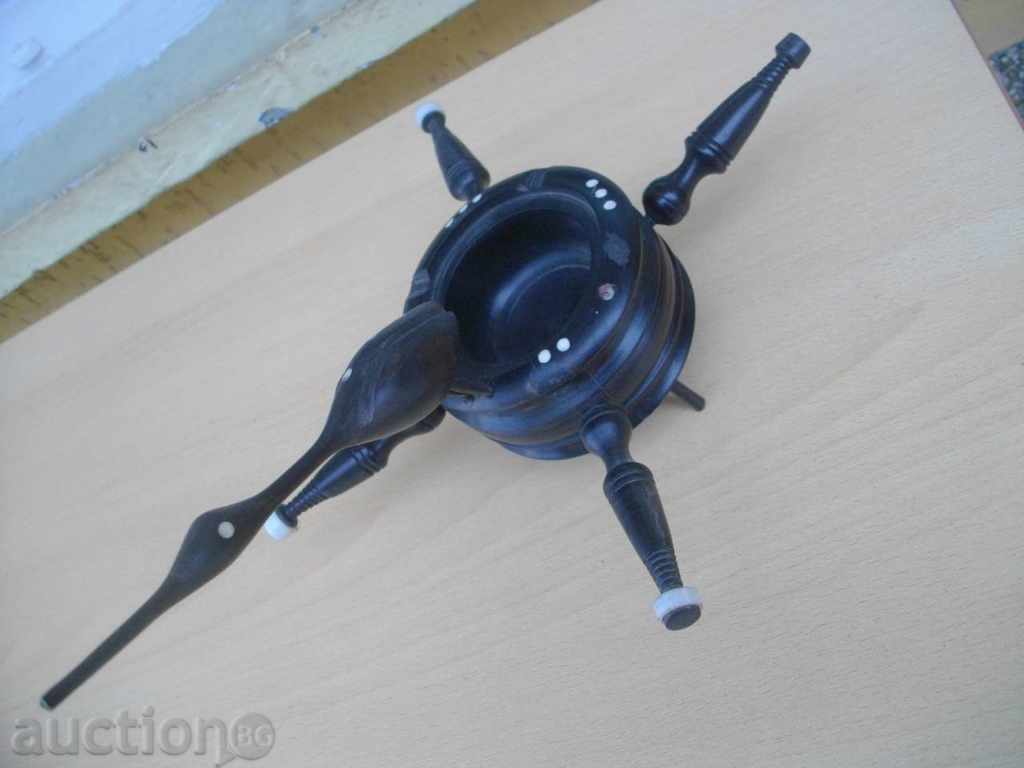 African ashtray from wood with price 20.00 BGN | € 10.23 African ashtray from wood with price 20.00 BGN | € 10.23