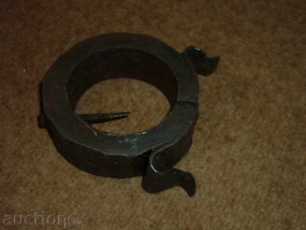 Handmade detail of an old wagon - 5 Handmade detail of an old wagon - 5