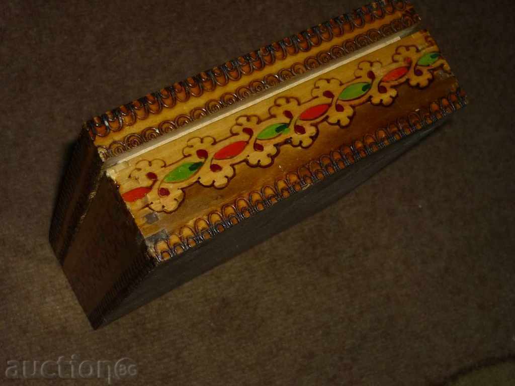 Socialist Box for Shaving Accessories - 5 Socialist Box for Shaving Accessories - 5