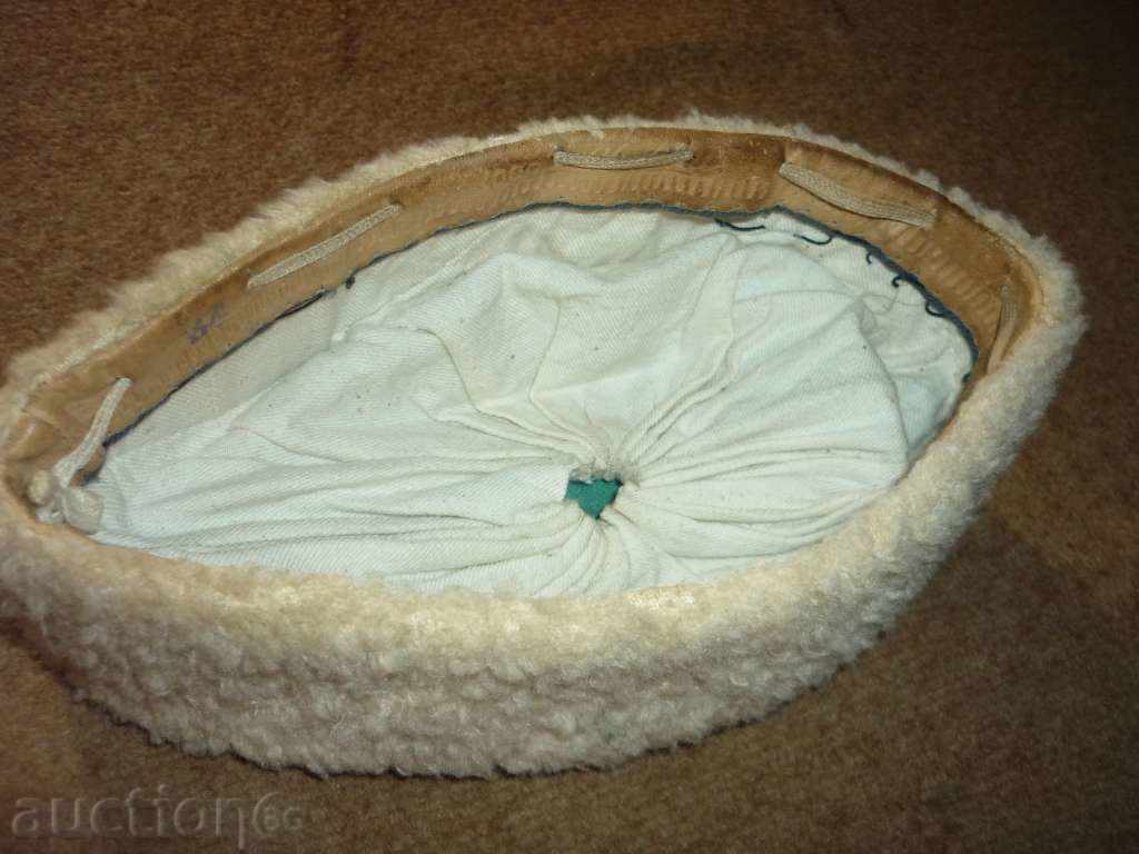 Socialist cap of the little chowder 2 with price 35.00 BGN | € 17.90 Socialist cap of the little chowder 2 with price 35.00 BGN | € 17.90