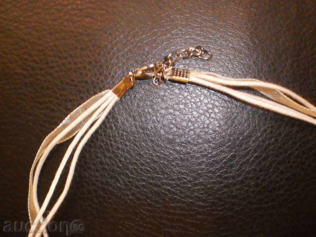 Delivery of Necklace - pendant mother of pearl organza chain Delivery of Necklace - pendant mother of pearl organza chain