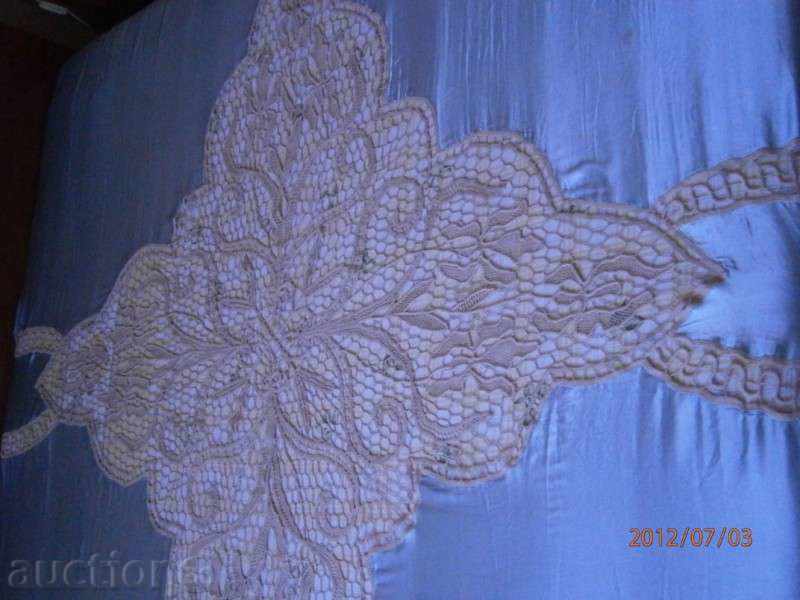 Auction Cover with incredible embroidery - for bedroom Auction Cover with incredible embroidery - for bedroom