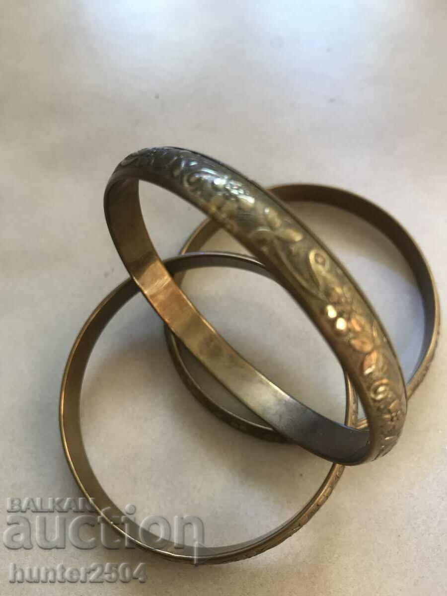 3 bracelets - yellow metal with an inner diameter of 67 mm. LOT with price 23.95 BGN | € 12.25 3 bracelets - yellow metal with an inner diameter of 67 mm. LOT with price 23.95 BGN | € 12.25