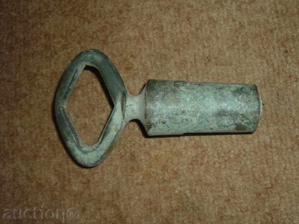 Ancient Bronze Crane Blower with price 25.00 BGN | € 12.78 Ancient Bronze Crane Blower with price 25.00 BGN | € 12.78