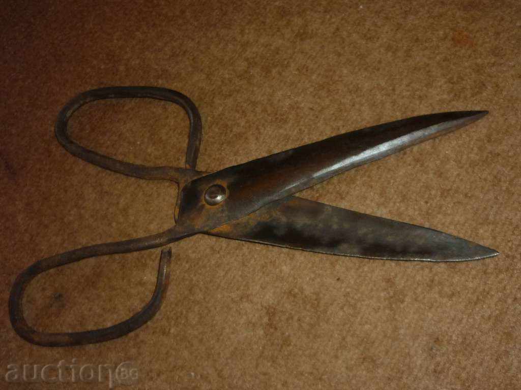 Auction  Old forged scissors 3