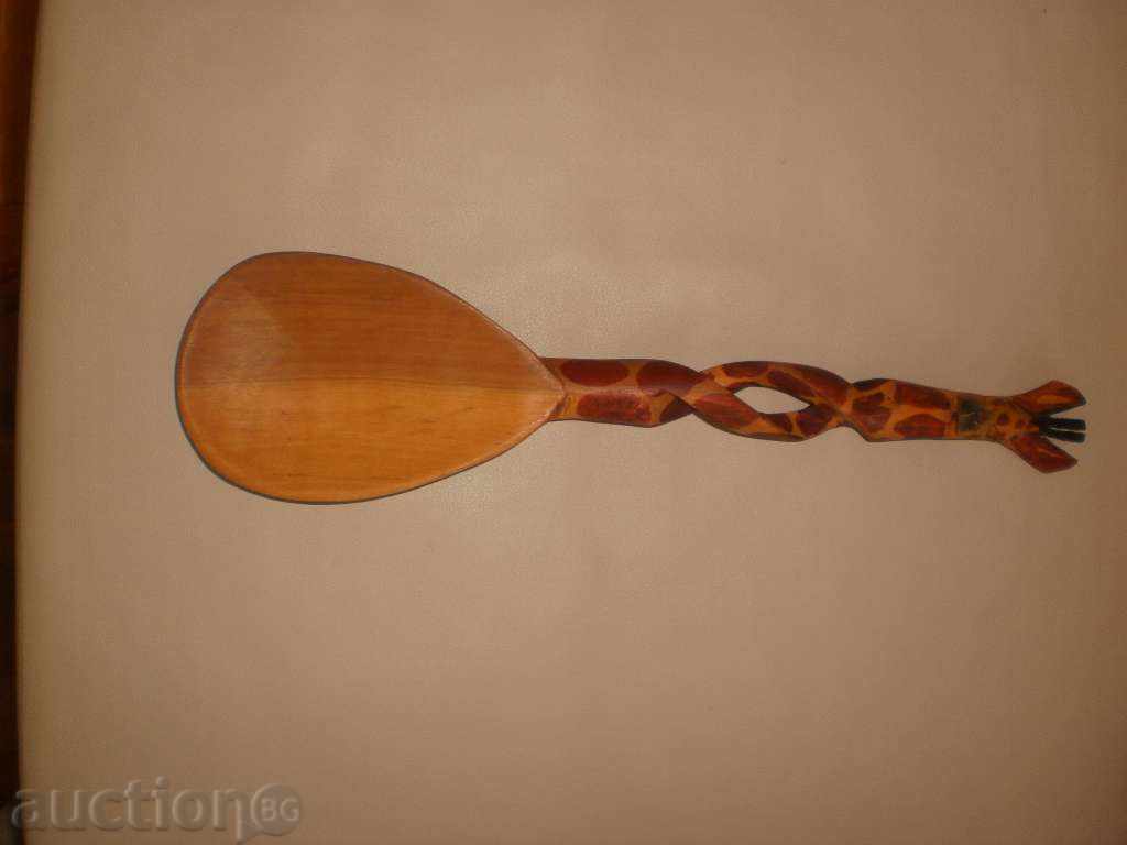 Spoon with giraffe handle from Kenya