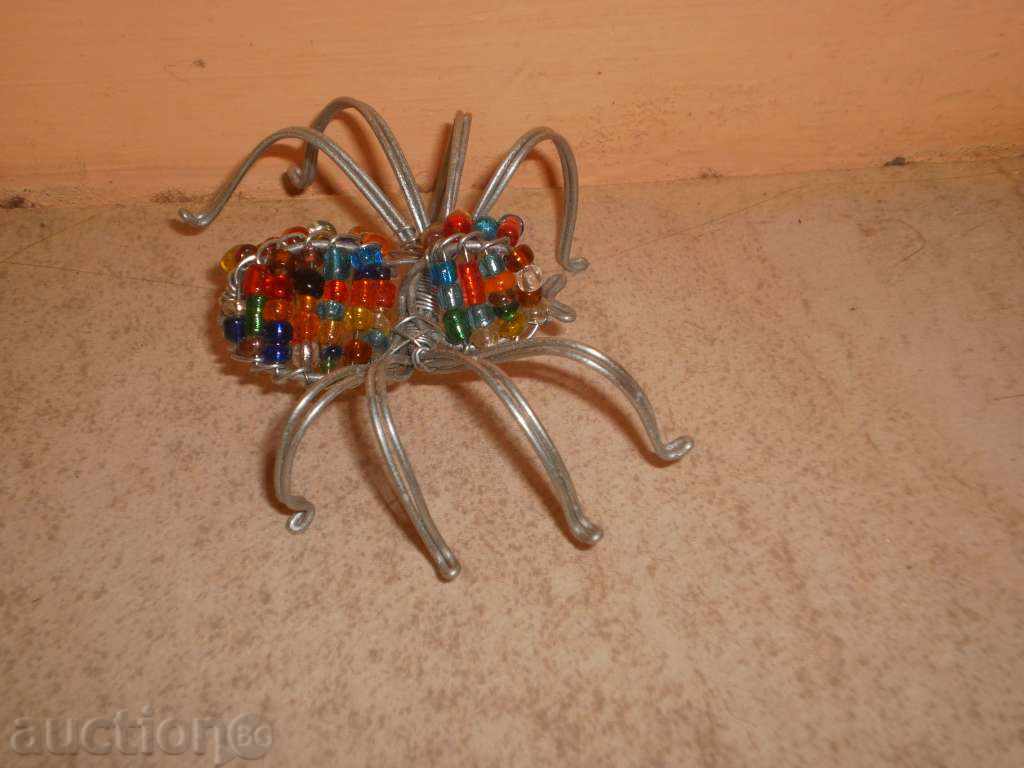 Delivery of Spider - a figure of wire and sand beads-2 Delivery of Spider - a figure of wire and sand beads-2