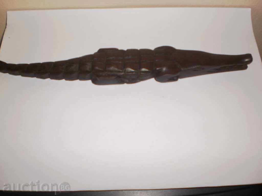 Auction Crocodile-wooden figure of ebony Auction Crocodile-wooden figure of ebony