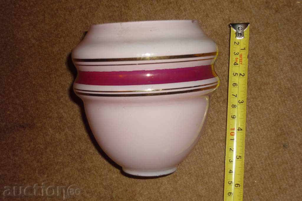 Antique glass lampshade with price 95.00 BGN | € 48.57 Antique glass lampshade with price 95.00 BGN | € 48.57