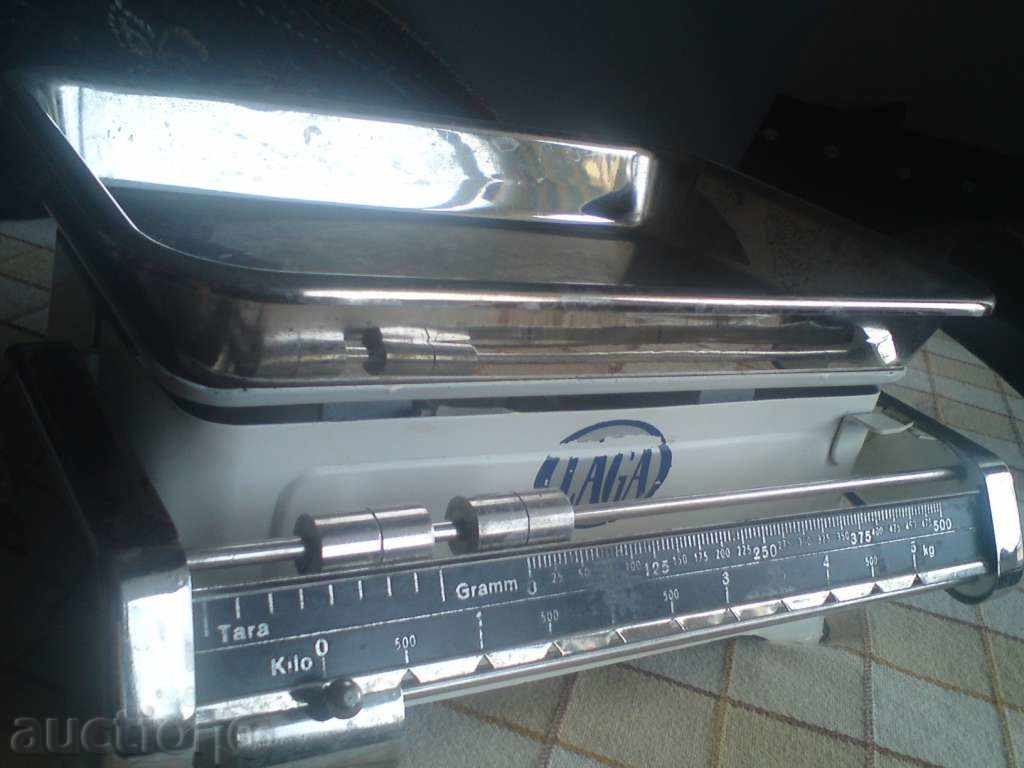 Old metal scale with price 45.00 BGN | € 23.01 Old metal scale with price 45.00 BGN | € 23.01