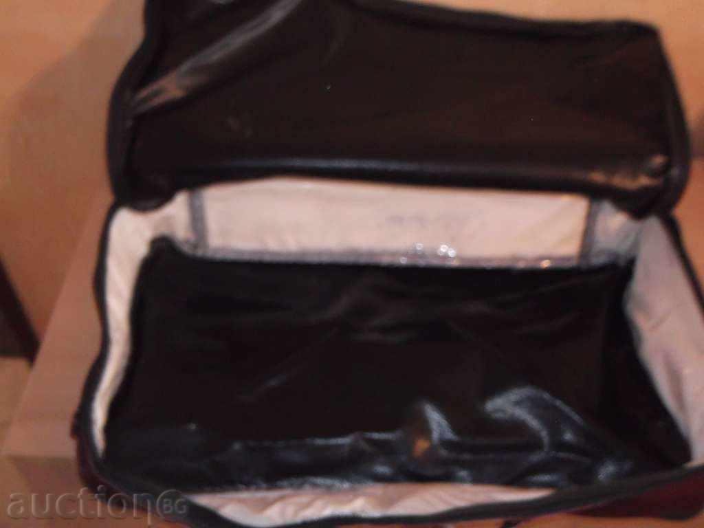 955 old suitcase ... fabric ... with price 1.00 BGN | € 0.51 955 old suitcase ... fabric ... with price 1.00 BGN | € 0.51