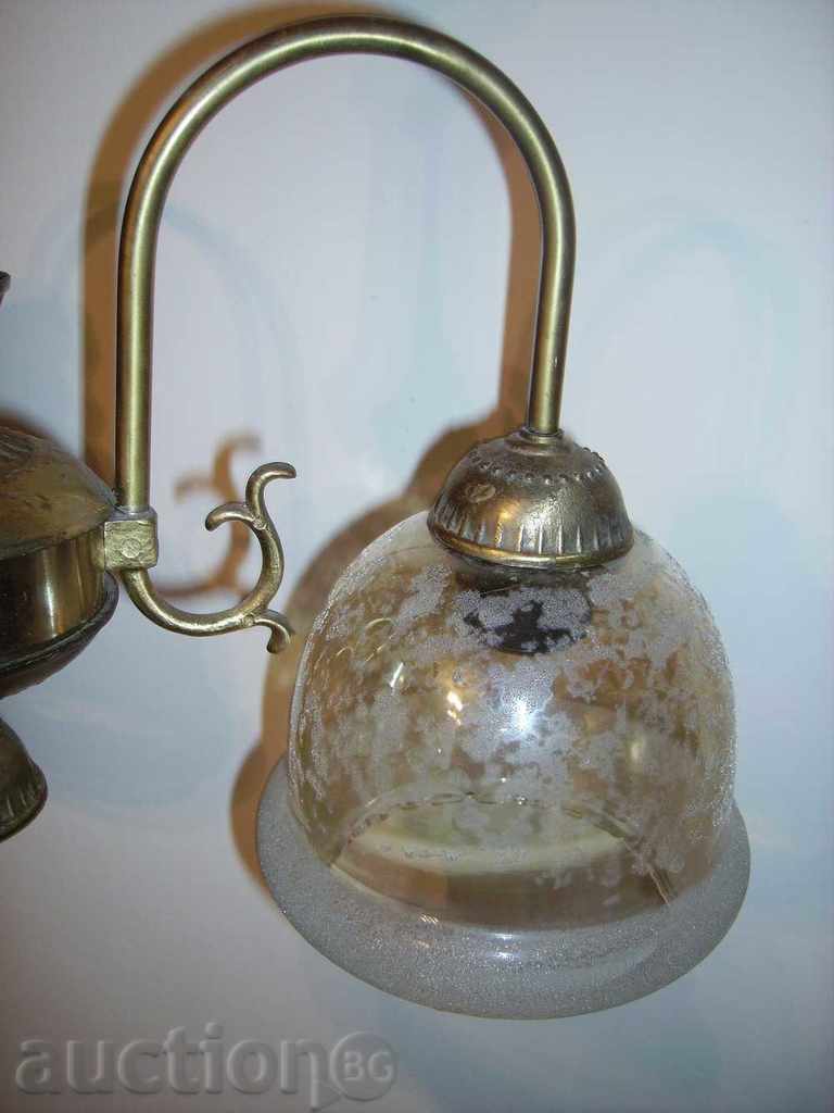 Auction I sell old lamp, brass and glass. Auction I sell old lamp, brass and glass.