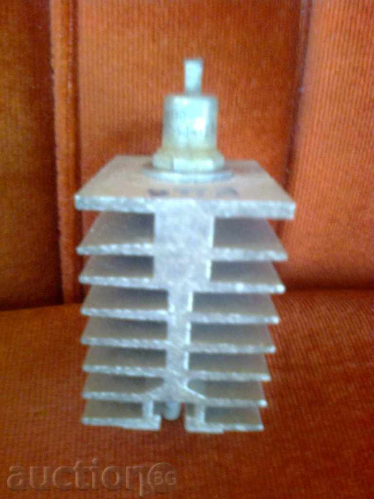 Power diode D 132-80-12 with cooler with price 24.00 BGN | € 12.27 Power diode D 132-80-12 with cooler with price 24.00 BGN | € 12.27