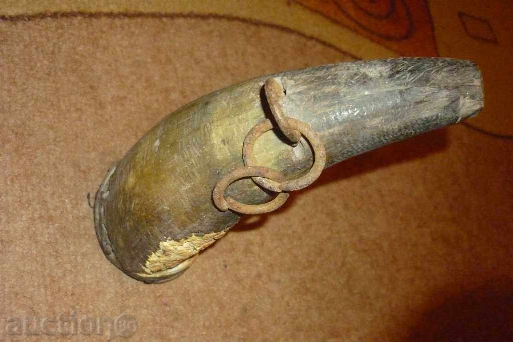 Antique horn powder magazine for rifle, Pishtov - 5 Antique horn powder magazine for rifle, Pishtov - 5