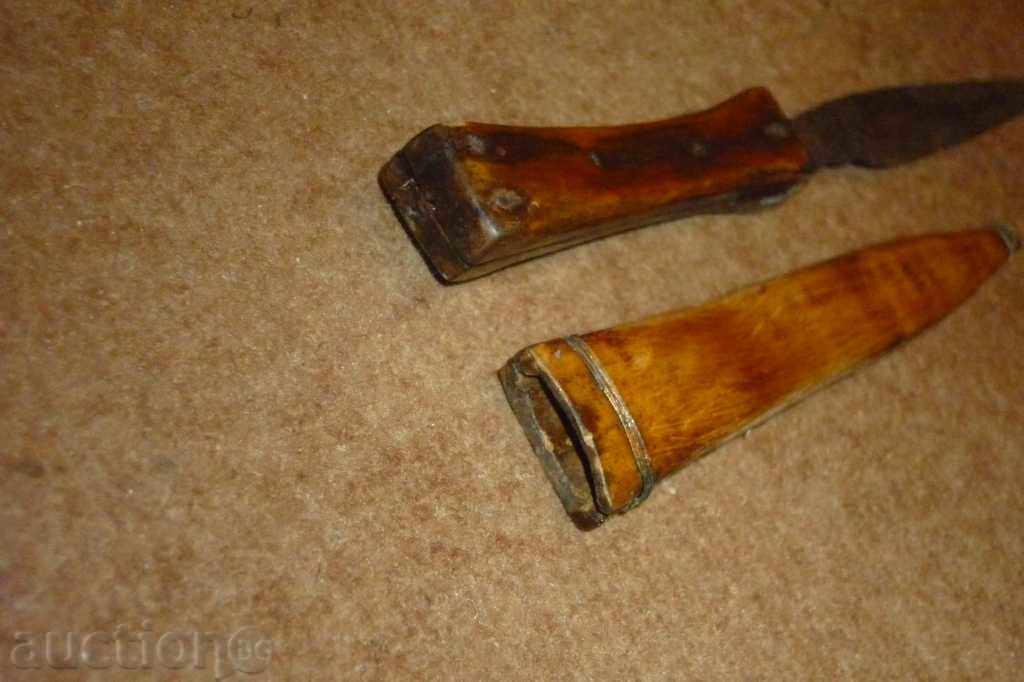 Παράδοση Αρχαία πρωτόγονη στιλέτο Παράδοση Αρχαία πρωτόγονη στιλέτο