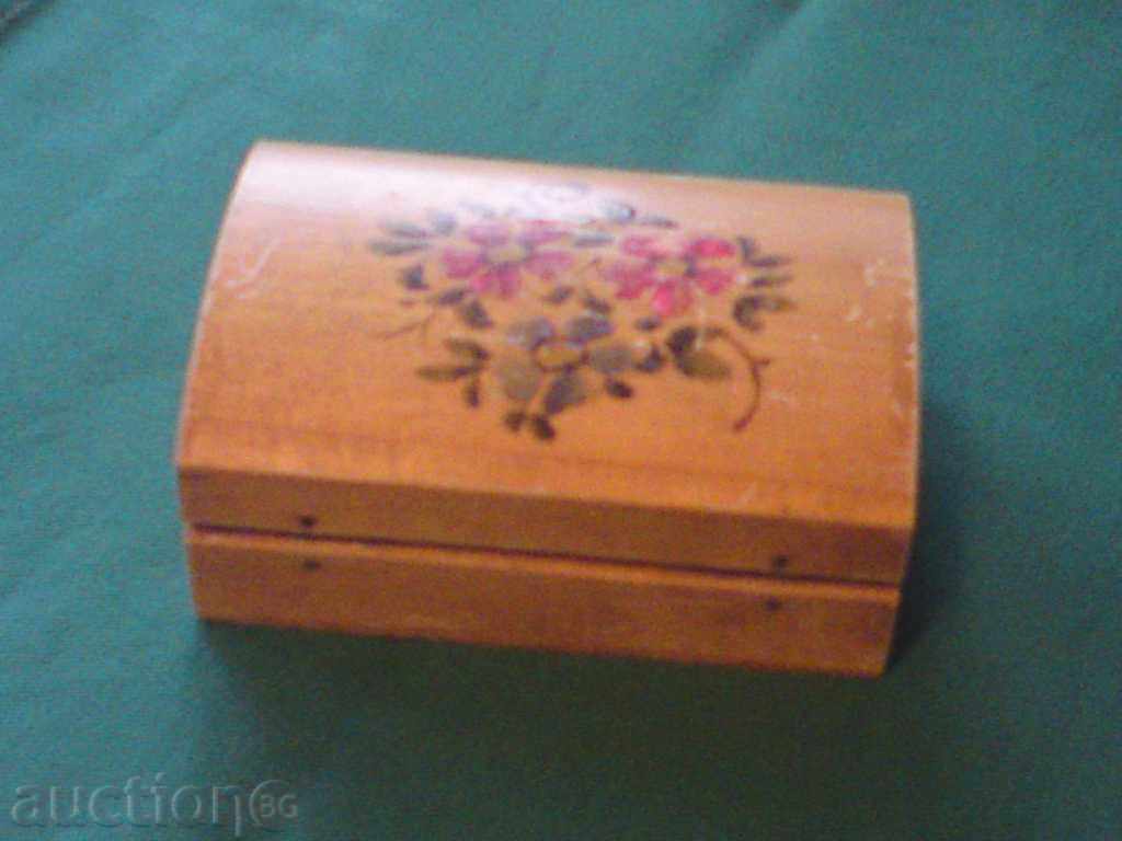 Auction Wooden box - painted Auction Wooden box - painted