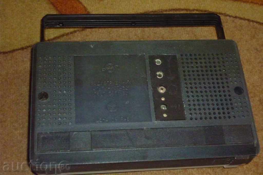 Auction Socialist transistor "ALPINIST" - USSR Auction Socialist transistor "ALPINIST" - USSR